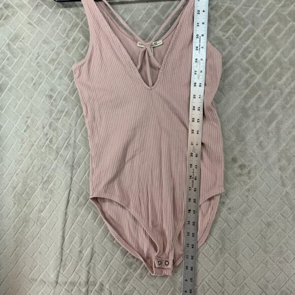 Express One Eleven Womens XS Bodysuit One Piece Pink Ribbed V Neck Sleeveless - Picture 9 of 13
